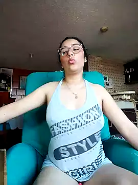 Im Alma  online show from February 19, 10:17 pm