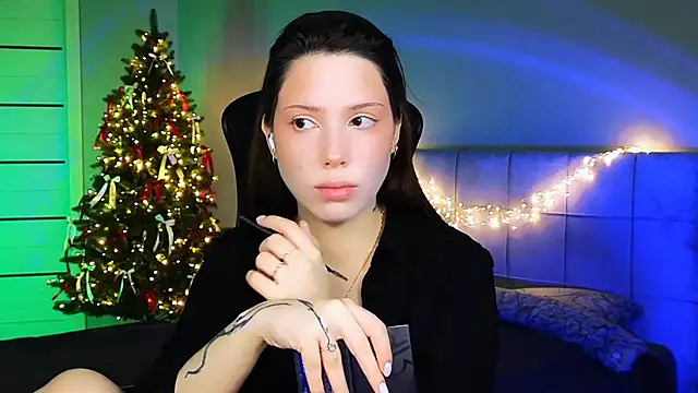 Stacy Gonzales  online show from January 4, 6:19 am