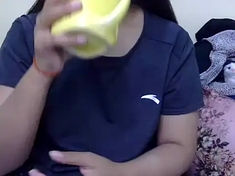 WildRuhi20 online show from December 15, 2:52 am