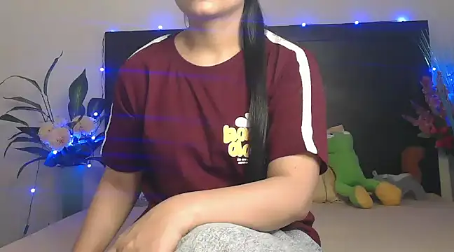 WildRuhi20 online show from March 20, 4:07 am