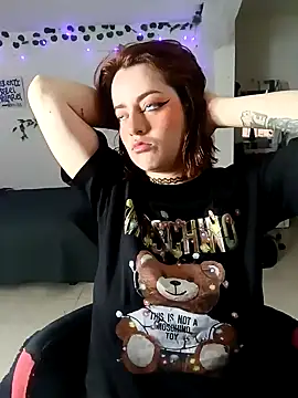 Lin-cute online show from December 15, 7:42 pm