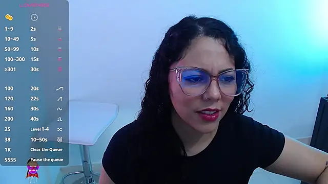 Snapshot of Mailywindsor chatting on February 2, 1:08 pm Mailywindsor online show from February 2, 1:08 pm