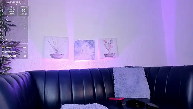 Snapshot of aisha_sakina chatting on February 1, 1:44 am aisha sakina online show from February 1, 1:44 am