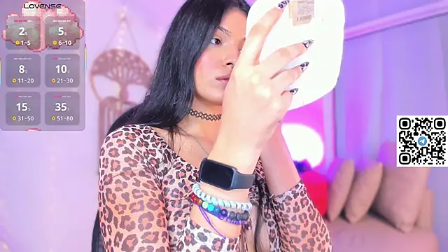 Snapshot of aisha_sakina chatting on October 12, 10:42 pm aisha sakina online show from October 12, 10:42 pm