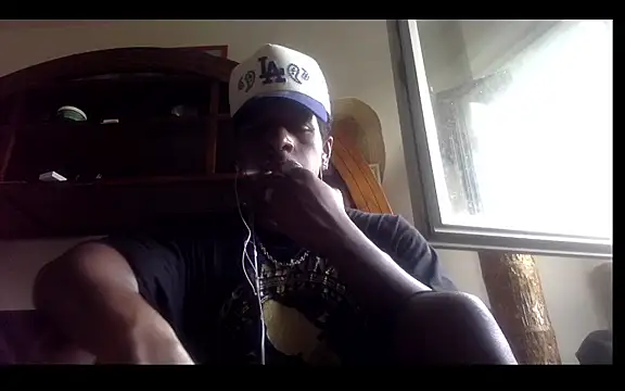 POPAYE972 online show from March 9, 1:15 pm