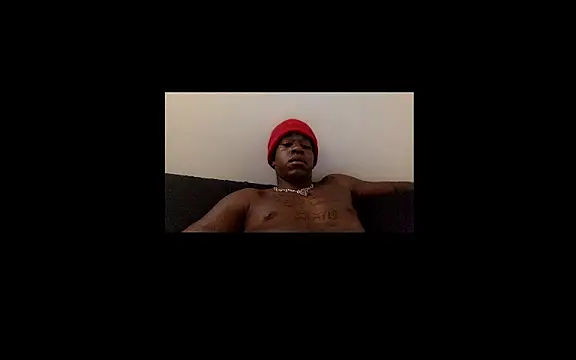 Snapshot of POPAYE972 chatting on June 28, 1:22 am POPAYE972 online show from June 28, 1:22 am