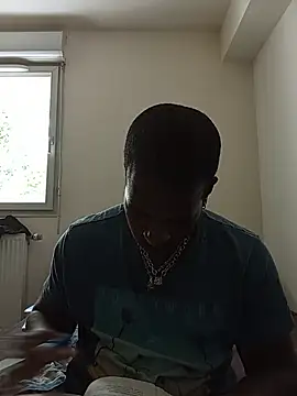 Snapshot of POPAYE972 chatting on July 15, 2:55 pm POPAYE972 online show from July 15, 2:55 pm