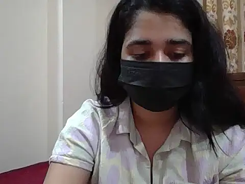 Snapshot of A-pusparani chatting on May 4, 7:10 pm A-pusparani online show from May 4, 7:10 pm