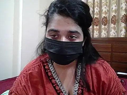 Snapshot of A-pusparani chatting on May 8, 9:09 pm A-pusparani online show from May 8, 9:09 pm