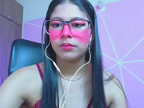 Snapshot of _ALLYSON18_ chatting on May 10, 11:59 am ALLYSON18 online show from May 10, 11:59 am