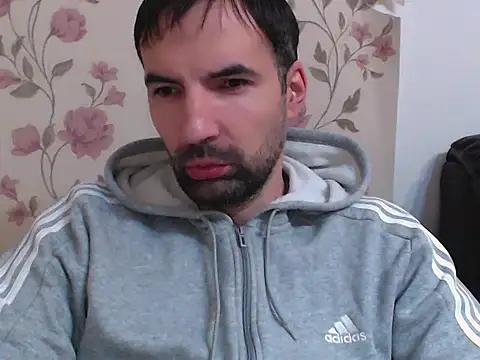 Leo 1617 online show from February 5, 12:10 pm