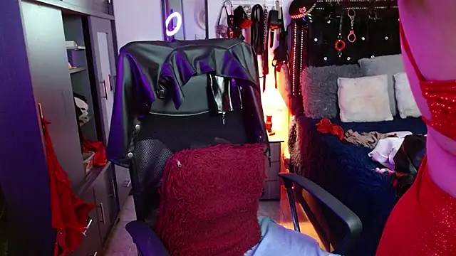 SamaraMartinez online show from November 14, 9:46 pm