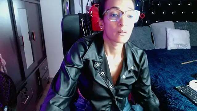 SamaraMartinez online show from November 17, 10:59 pm