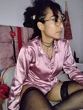 Snapshot of SamaraMartinez chatting on July 6, 3:03 pm SamaraMartinez online show from July 6, 3:03 pm