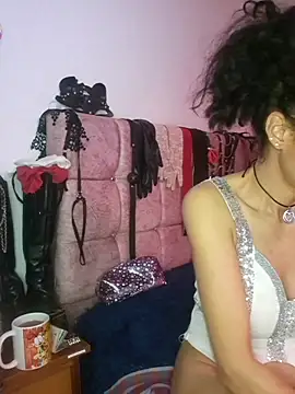 Snapshot of SamaraMartinez chatting on July 17, 11:28 am SamaraMartinez online show from July 17, 11:28 am