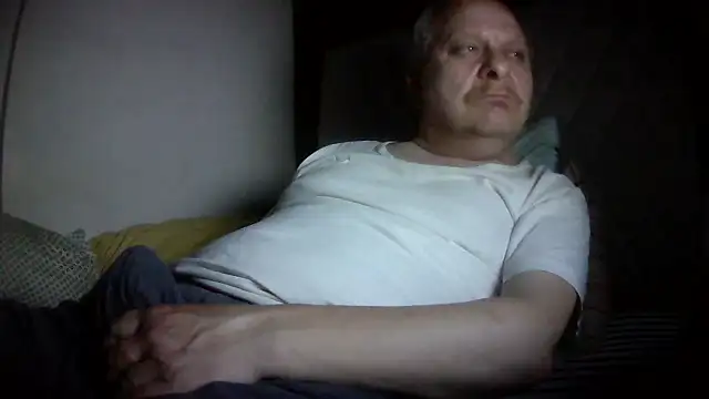 amylrmm1903 online show from May 9, 12:05 am