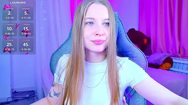 CuteMousee online show from March 30, 6:36 am