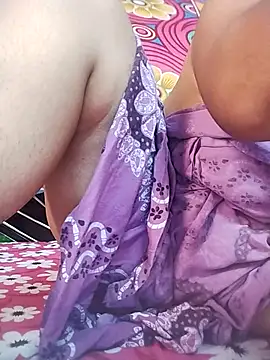 Snapshot of Priya-bhabi012 chatting on May 9, 1:44 am Priya-bhabi012 online show from May 9, 1:44 am