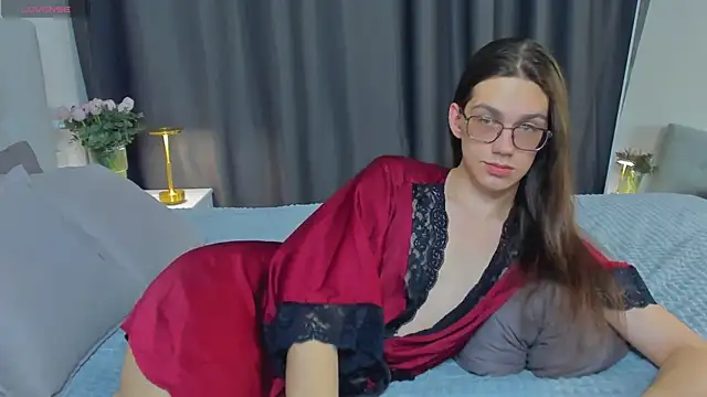 Alfreda Mills online show from March 19, 11:03 am