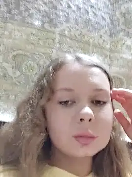 Snapshot of Ekaterina27 chatting on February 25, 6:56 am Ekaterina27 online show from February 25, 6:56 am