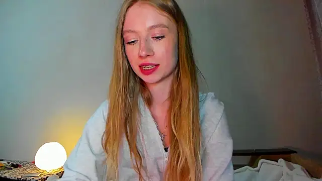 Snapshot of minidivaa_ chatting on May 29, 8:40 pm minidivaa online show from May 29, 8:40 pm