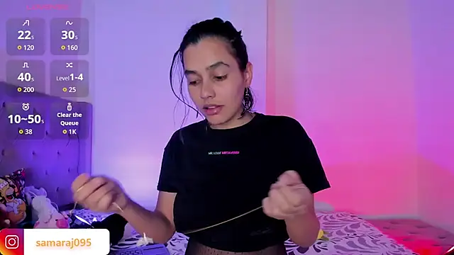 Snapshot of samara_jonness chatting on December 4, 4:00 am samara jonness online show from December 4, 4:00 am