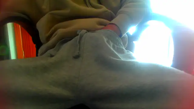 Snapshot of ruben1223 chatting on March 25, 1:39 pm ruben1223 online show from March 25, 1:39 pm