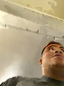 elperrinHN online show from April 2, 6:05 pm