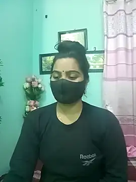 Snapshot of Amisha-2 chatting on January 1, 2:31 pm Amisha-2 online show from January 1, 2:31 pm