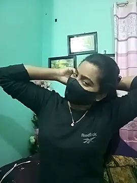 Snapshot of Amisha-2 chatting on January 3, 1:47 pm Amisha-2 online show from January 3, 1:47 pm