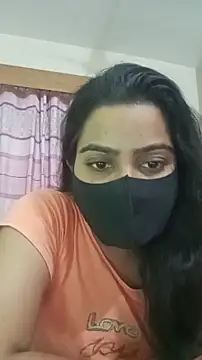 Snapshot of Amisha-2 chatting on June 20, 4:43 pm Amisha-2 online show from June 20, 4:43 pm