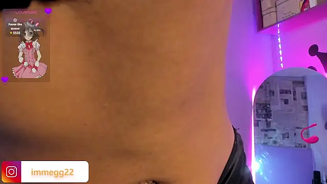 meganthompsonn22 online show from March 6, 9:58 am