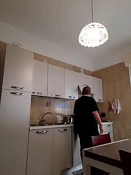 bluangelo online show from October 14, 8:15 am