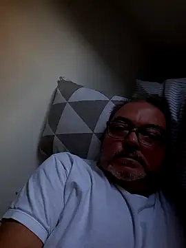 bluangelo online show from December 2, 1:50 pm