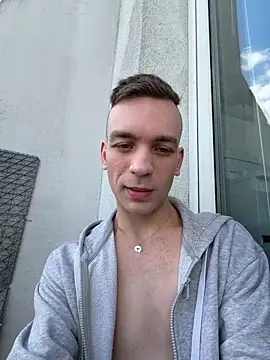 nickdtr online show from March 29, 11:54 am