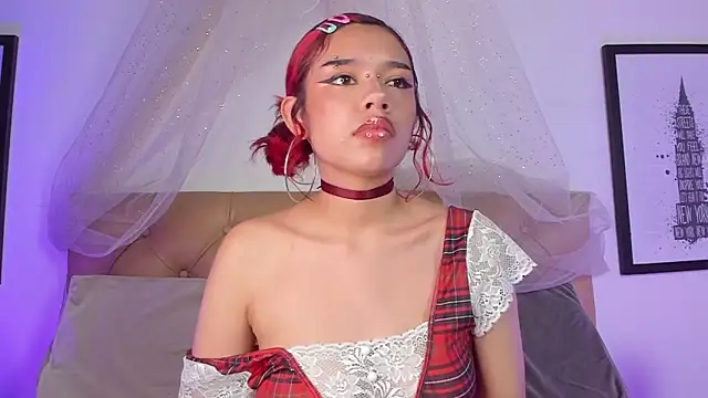 Snapshot of Redpandaa_ chatting on January 9, 4:52 am Redpandaa online show from January 9, 4:52 am