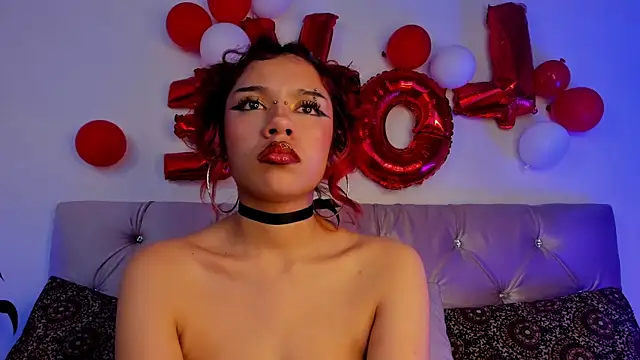 Snapshot of Redpandaa_ chatting on February 20, 6:13 pm Redpandaa online show from February 20, 6:13 pm