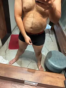 versatile guy01 online show from February 8, 3:21 am