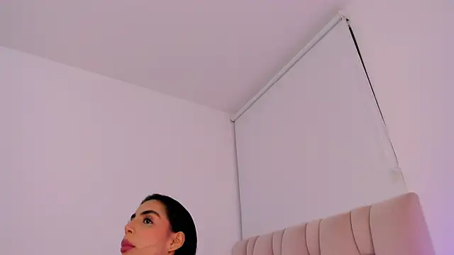 Snapshot of ZarianaEvanz chatting on April 22, 11:06 pm ZarianaEvanz online show from April 22, 11:06 pm
