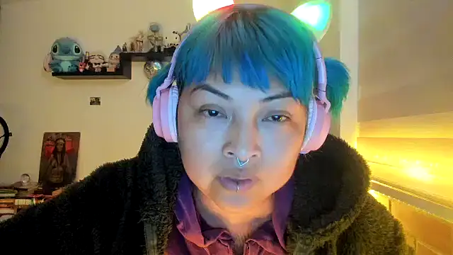 Shaddycute  online show from January 10, 9:16 pm