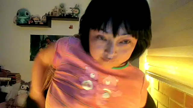 Shaddycute  online show from February 10, 11:58 am