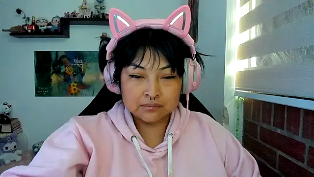 Shaddycute  online show from March 11, 12:11 pm