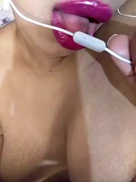 L-LOVE online show from February 9, 11:57 pm