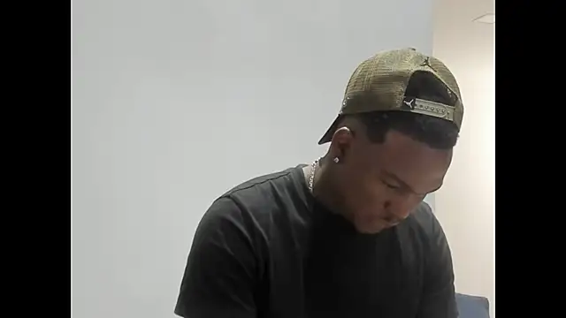 Troykhalil online show from January 31, 9:35 pm