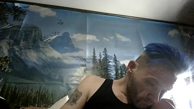 Snapshot of gettinit2wice chatting on July 4, 11:16 am gettinit2wice online show from July 4, 11:16 am