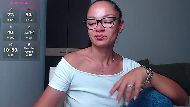 Snapshot of BabySerene chatting on July 17, 3:35 am BabySerene online show from July 17, 3:35 am