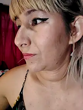 florecita9 online show from January 30, 9:04 pm