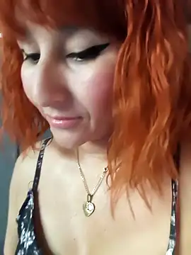 florecita9 online show from February 2, 4:06 pm