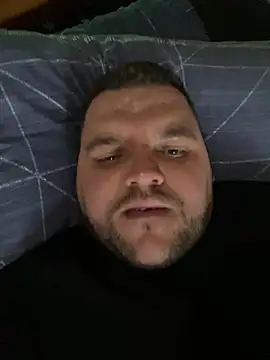 Snapshot of Mikey-HH chatting on January 10, 4:30 pm Mikey-HH online show from January 10, 4:30 pm