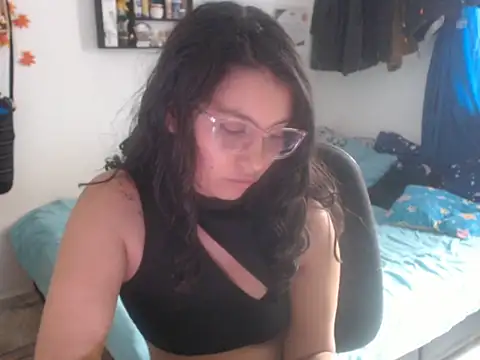 HannaKlein online show from February 16, 6:04 pm